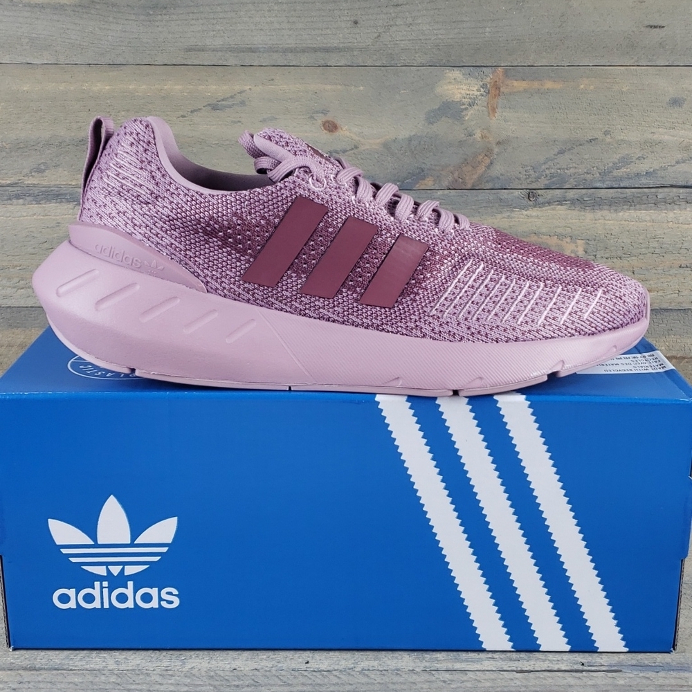 adidas Swift Run 22 Originals Women's Running/Everyday  Shoes